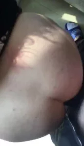 阳台偷情熟女趴在凳子上后入